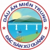 Cửa hàng chuyên bán đặc sản Miền Trung như mật mía, nhân sâm,  nước mắm xuất xứ từ Lý Sơn - Quảng Ngãi