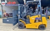 Xe Nâng Điện Ngồi 2.5 Tấn KOMATSU FB25-12 Gắn Kẹp Vuông