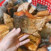 ĐẶC SẢN TÂY BẮC: CÁ TRẮM HỒ THÁC BÀ SẤY KHÔ ĂN LIỀN - 500G