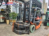Xe Nâng Điện Ngồi Lái 2.5 Tấn TOYOTA 40-8FB25 (KẸP TRÒN)