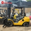 Xe nâng dầu 3 tấn Komatsu FD30T-17 gắn kẹp vuông, 4m