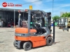 Xe nâng điện ngồi lái 2 tấn Toyota 7FB20, 4.5m