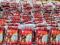 Lạp Xưởng Tứ Trung – Thơm Ngon Đậm Đà, Chuẩn Vị Truyền Thống HƯƠNG VỊ 4 ĐỜI GÌN GIỮ