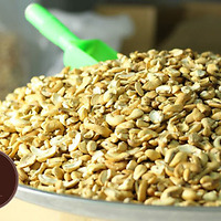 Hạt Điều Rang Muối 500g – Hộp Nhựa Xếp Hoa Đẹp Mắt/ Túi Zipper – Hạt Điều Giòn Bùi, Tiện Dùng