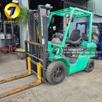Xe nâng dầu 2.5 tấn MITSUBISHI FDE25T