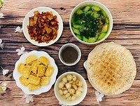 Cơm – Canh Gia Đình Bia 38