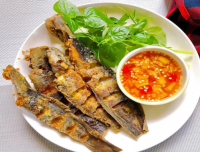 Combo cơm cá chiên mắm gừng