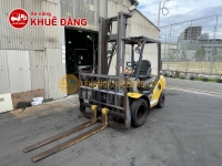 Xe nâng dầu 2.5 tấn Komatsu FD25T-17