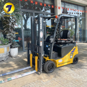 Xe Nâng Điện Ngồi Lái 1.8 Tấn KOMATSU FE18-1