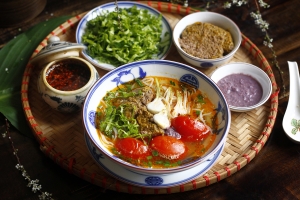 Bún riêu