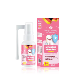 Dung dịch vệ sinh cho bé gái Babyfull Day 150ml