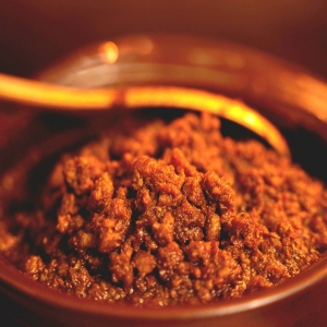 THỊT GÀ CHƯNG MẮM TÉP DÌ NHUNG (300g)