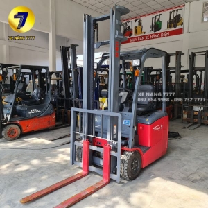 Xe nâng điện ngồi lái NICHIYU FBT9P-80-400 900kg 