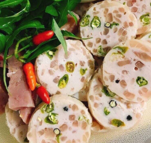 Giò thủ trắng ớt xiêm xanh (500g)