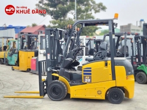 Xe nâng điện ngồi lái 2.5 tấn Komatsu FE25-1