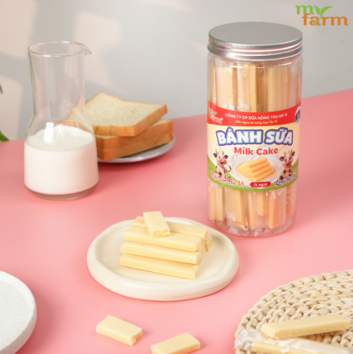 Bánh Sữa Chua Bò Đỏ MyFarm 180g – Béo Thơm Sữa Bò, Mềm Xốp Dễ Ăn, Hộp Quà Sang Trọng