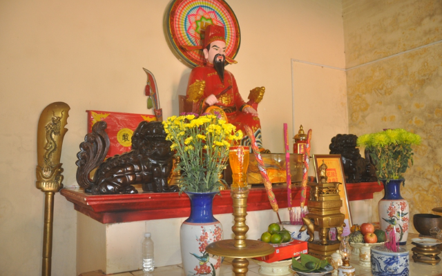 DI TÍCH LỊCH SỬ ĐỀN THỜ ĐỨC THÁNH TRẦN