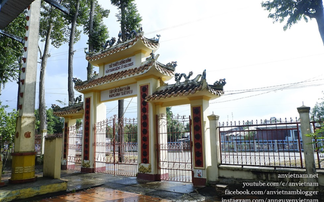 Về đây đình cổ Định Yên ở Đồng Tháp