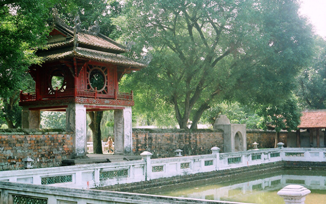 Văn miếu Quốc Tử Giám: Ngôi trường Đại học đầu tiên