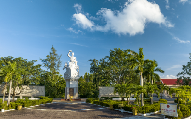 Phan Ngọc Hiển: Các điểm di tích đón gần 3.500 lượt khách