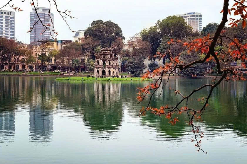 Tháp Rùa Hồ Gươm - biểu tượng thiêng liêng của Thủ đô văn hiến